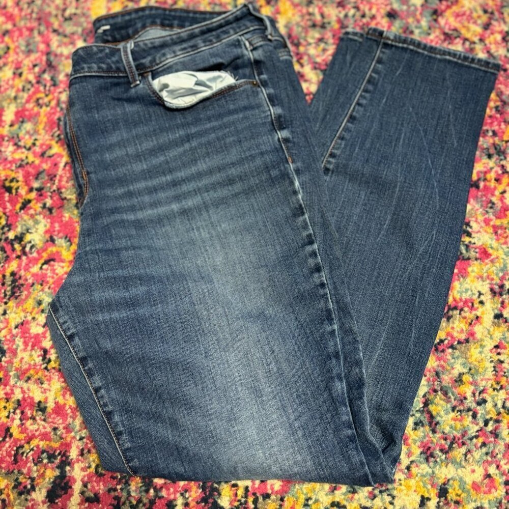 0824-40 Old Navy Pop Icon Skinny Jeans